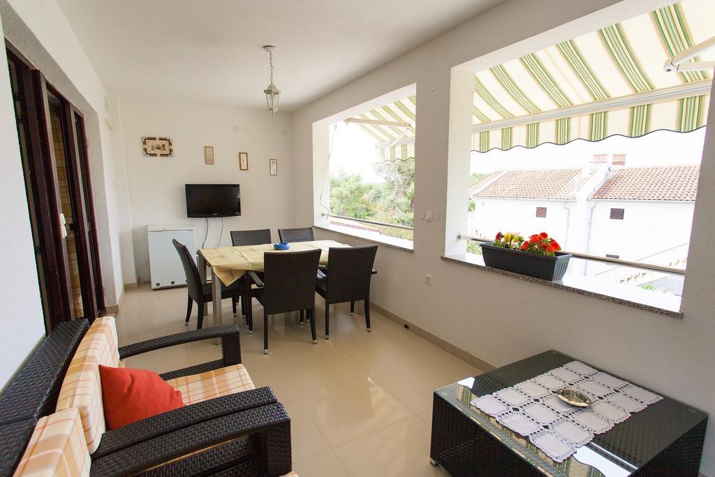 Apartman Kondic Omišalj Værelse billede