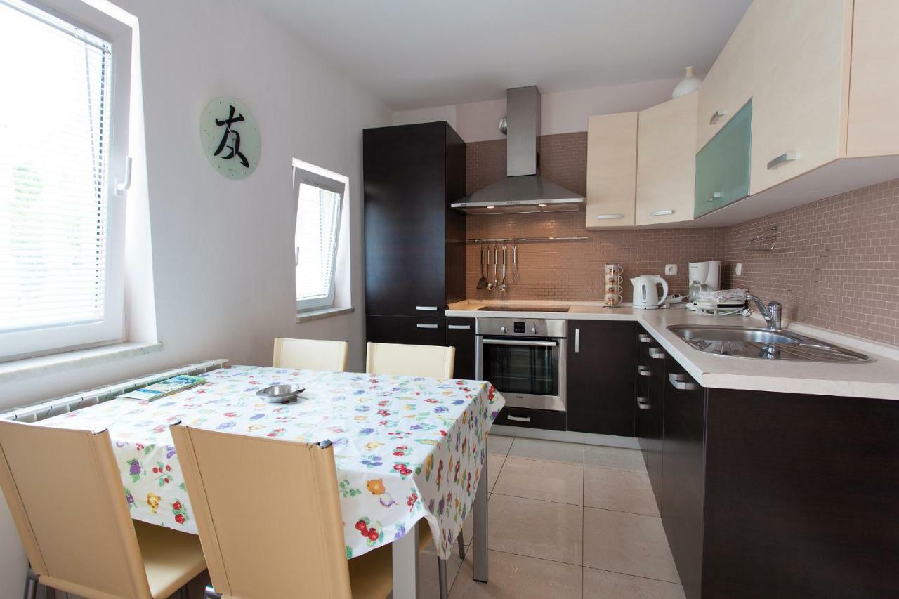 Apartman Kondic Omišalj Eksteriør billede