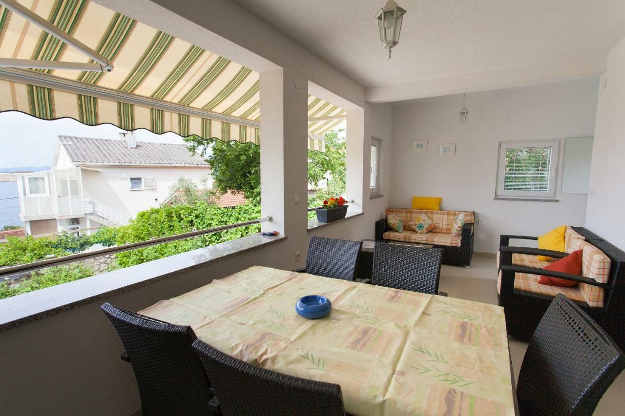 Apartman Kondic Omišalj Eksteriør billede